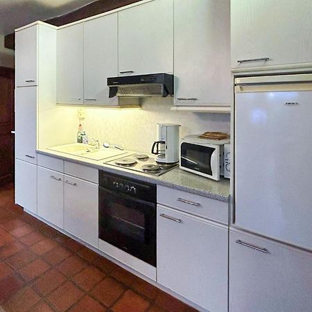 Stunning Apartment In Bastogne With Wifi Buitenkant foto