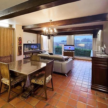 Stunning Apartment In Bastogne With Wifi Buitenkant foto